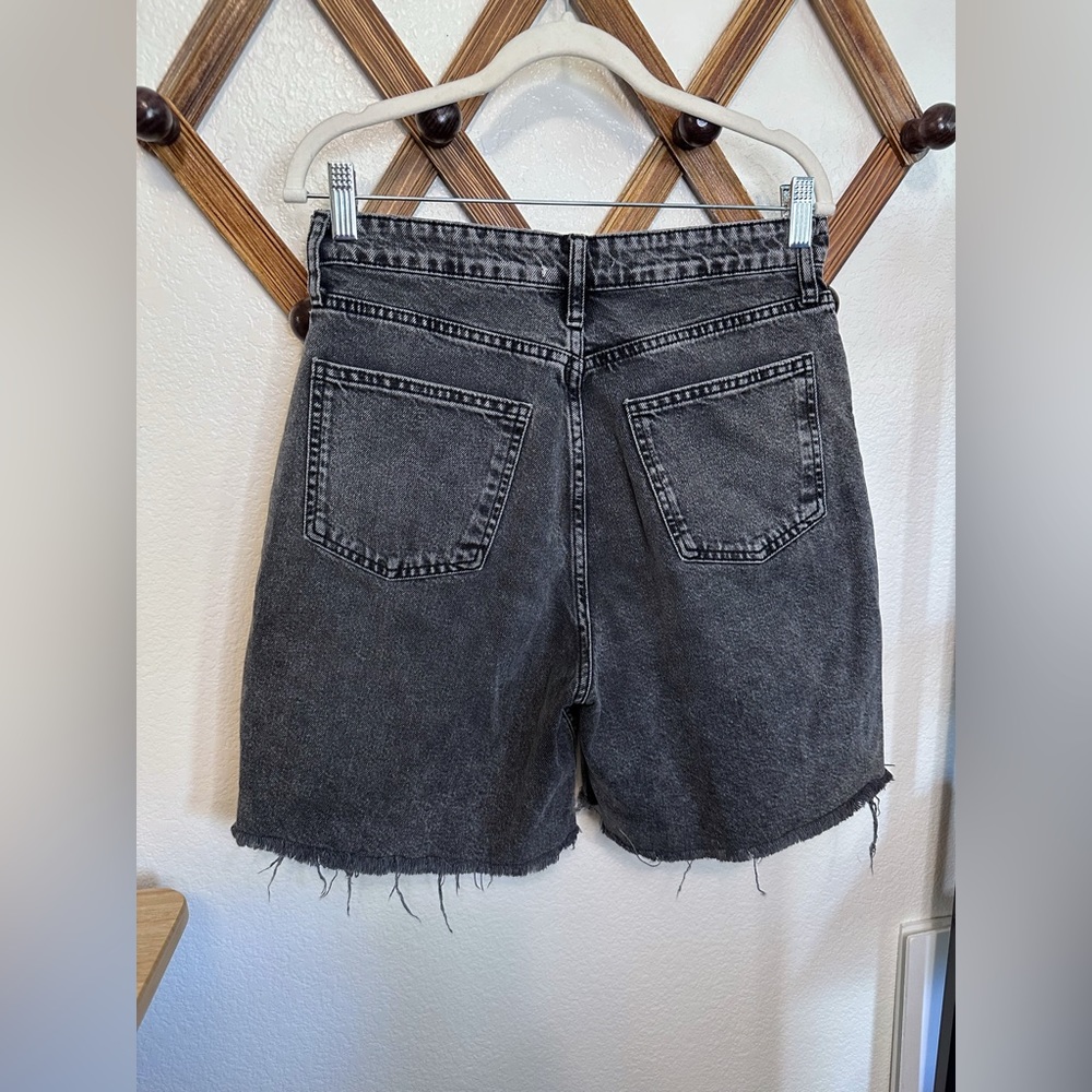 Zara Denim Shorts - Picture 6 of 7